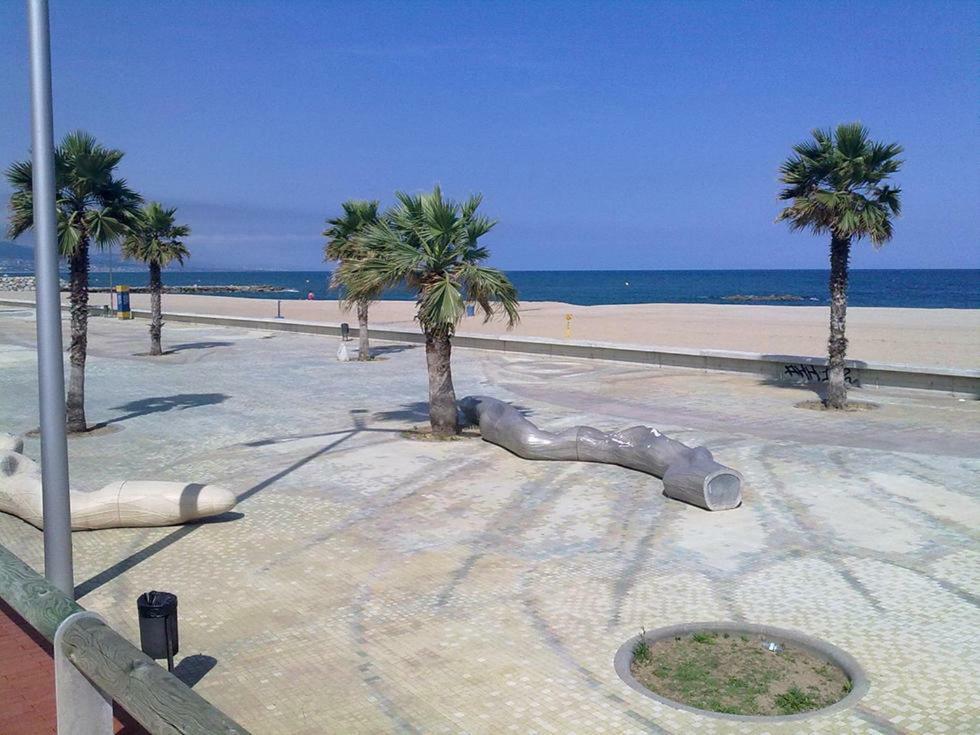 Forum Beach Sant Adrià de Besòs Exterior foto