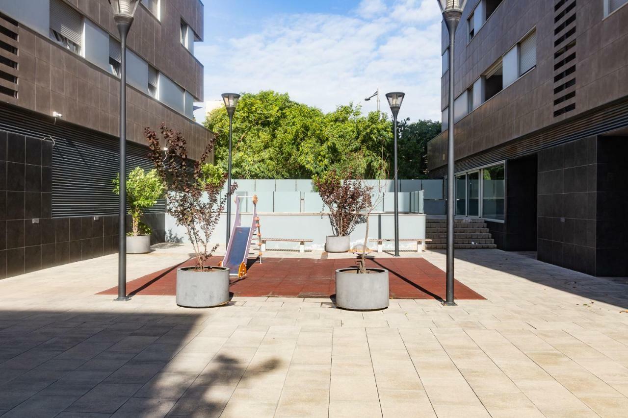 Forum Beach Sant Adrià de Besòs Exterior foto
